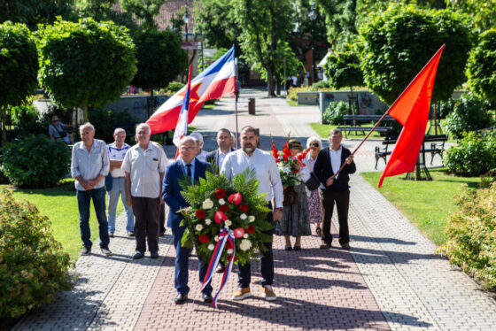 Polaganjem vijenaca i cvijeća obilježen Dan borca – 4. srpnja
